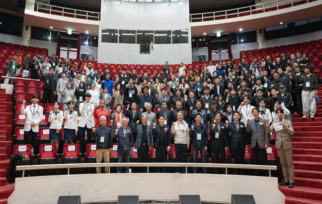 46b4ef8340f336316331f73a4a4ca519_1762395524_8942.png 46b4ef8340f336316331f73a4a4ca519_1762395524_8942.png